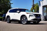 Used 2021 Nissan Rogue SV image 2