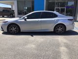 Used 2024 Toyota Camry SE image 3