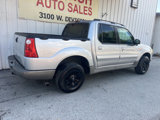 Used 2002 Ford Explorer Sport Trac 4x4 image 3