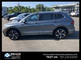 Used 2022 Volkswagen Tiguan SEL R-Line image 4