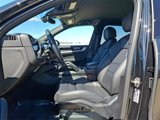 Certified 2024 Porsche Cayenne image 5