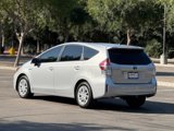Used 2017 Toyota Prius V Two image 5