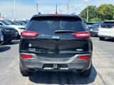 Used 2018 Jeep Cherokee Latitude Plus w/ Comfort/Convenience Group image 5