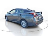 Used 2021 Toyota Prius LE image 3