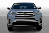 Used 2017 Toyota Highlander LE image 3