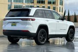 New 2025 Jeep Grand Cherokee Altitude image 4