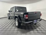Used 2022 Jeep Gladiator Sport image 5