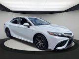Used 2024 Toyota Camry SE image 3