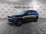 New 2025 Jeep Grand Cherokee Altitude image 2