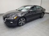 Used 2020 Nissan Altima 2.5 SR image 2