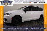 New 2025 Chrysler Pacifica Limited image 3