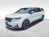 Used 2023 Kia Carnival EX image 5