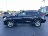 Used 2020 Nissan Rogue SV image 3