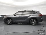 Used 2020 Toyota Highlander XLE image 3