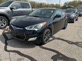 Used 2013 Hyundai Veloster w/ Style Pkg image 2