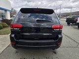 Used 2017 Jeep Grand Cherokee Altitude image 4