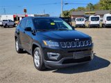 Used 2019 Jeep Compass Latitude w/ Cold Weather Group image 3