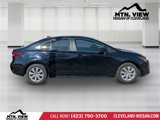 Used 2023 Toyota Corolla LE image 5