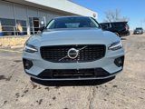 Used 2024 Volvo S60 B5 Core image 2