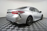 Used 2018 Toyota Camry SE image 3