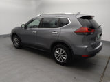 Used 2019 Nissan Rogue SV image 3