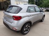 New 2025 Hyundai Venue SEL image 2