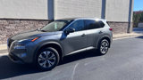 Used 2021 Nissan Rogue SV image 3