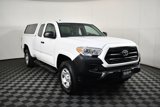 Used 2016 Toyota Tacoma SR image 3