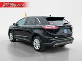 Certified 2022 Ford Edge Titanium image 3