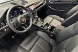 Used 2024 Porsche Macan image 4