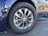 Used 2021 Kia Sedona LX image 2