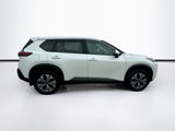 Used 2023 Nissan Rogue SV image 4