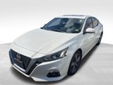 Used 2019 Nissan Altima 2.5 SV image 3