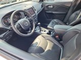 Used 2023 Jeep Cherokee Altitude Lux image 3