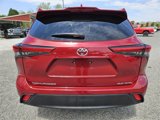 Used 2023 Toyota Highlander XLE image 6