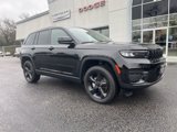New 2025 Jeep Grand Cherokee Altitude image 3