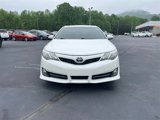 Used 2014 Toyota Camry SE image 2
