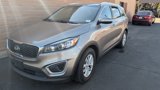 Used 2017 Kia Sorento LX image 3
