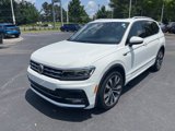 Used 2018 Volkswagen Tiguan SEL Premium w/ R-Line Package image 3