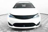Used 2020 Chrysler Pacifica Limited w/ Advanced Safetytec Group image 2