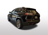 Used 2022 Jeep Cherokee Trailhawk image 3