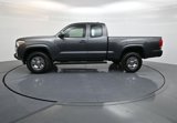 Used 2017 Toyota Tacoma SR image 4