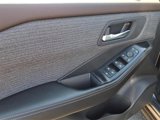 Used 2023 Nissan Rogue SV image 5