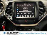 Used 2016 Jeep Cherokee Latitude image 3