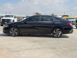 Used 2024 Hyundai Elantra SEL w/ Convenience Package image 2