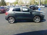 Used 2019 Chevrolet Trax LT w/ Sun & Sound Package image 6