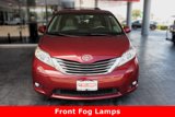 Used 2013 Toyota Sienna XLE image 3