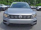 Used 2020 Volkswagen Tiguan S image 2