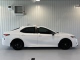 Used 2019 Toyota Camry SE image 2