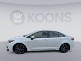 Used 2022 Toyota Corolla SE image 2